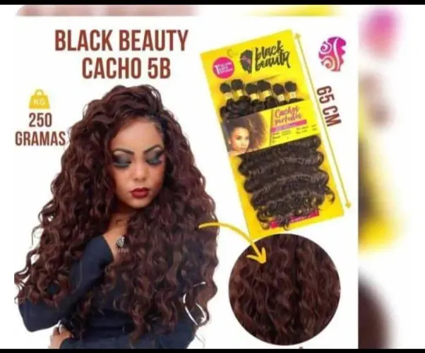 Cabelo orgânico cacheado
