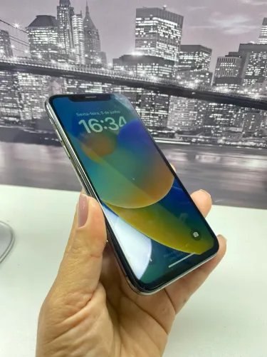 iPhone XS 64GB