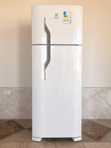 GELADEIRA NOVA - POUQUÍSSIMO USO, IMPECÁVEL! ?