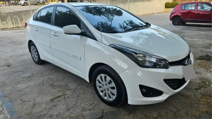 Hyundai HB20S C.plus/c.style1.0 Flex 12V Mec. 4P 2015