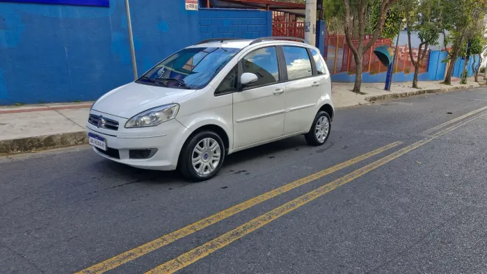 Fiat Idea Attractive 1.4 Fire Flex 8V 5P 2015