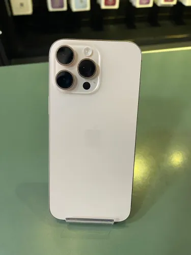 Seminovo 16 PRO MAX - loja física 