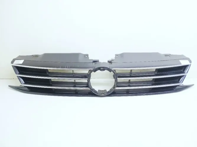 Grade Parachoque Dianteiro Vw Jetta Tsi 2.0 2016