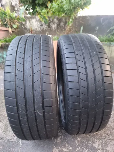 Pneu Aro 19. 235/45/19