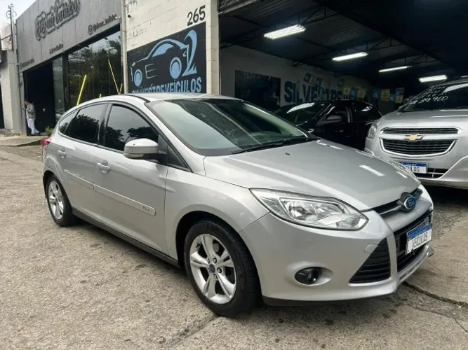 Ford Focus 1.6 S/se/se Plus Flex 8v/16v 5P 2014