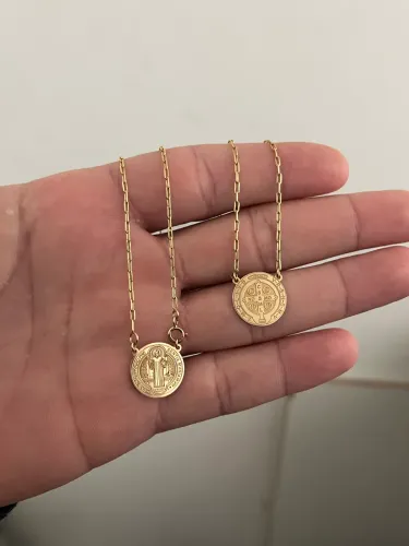 Escapulário de São Bento Ouro 18k