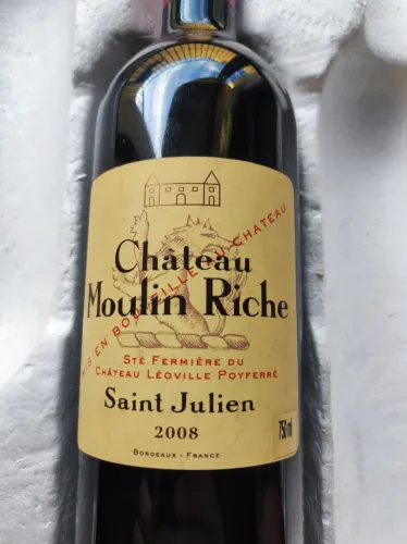 Vinho Château Moulin Riche Léoville Poyferré