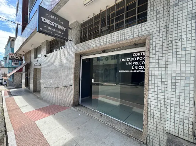 Pelegrine Aluga loja com 40 metros quadrados em Cruzeiro do Sul - Cariacica