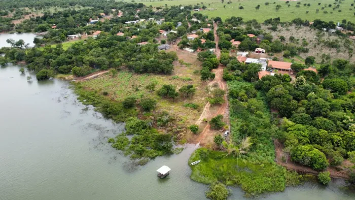 Vendo excelente terreno a beira barragem Paraná 