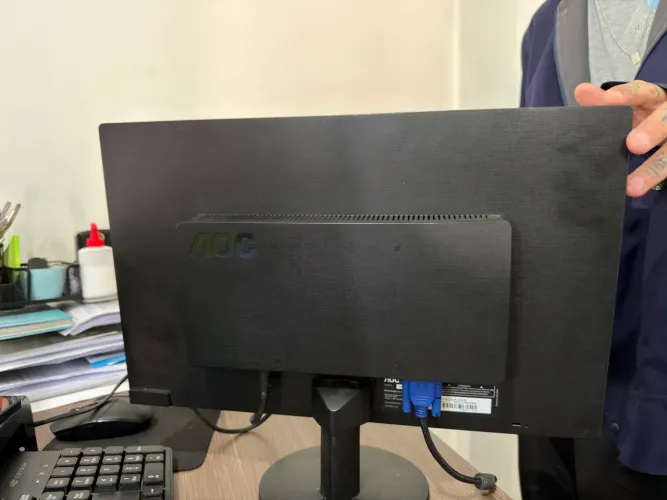 Monitor 14 polegadas AOC