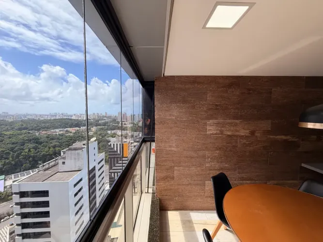 Apartamento 2/4 Mobiliado no Condomínio Club 1 Suíte | Ao Lado do Salvador Shopping