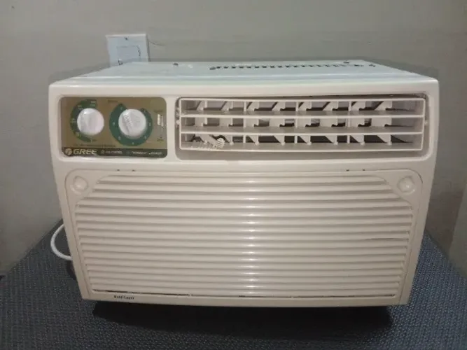 Ar condicionado de janela Gree 7500btu 127v - Funcionando perfeitamente