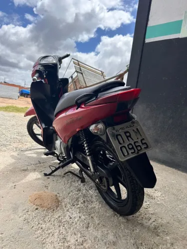 Vendo biz conservada pegar e rodar
