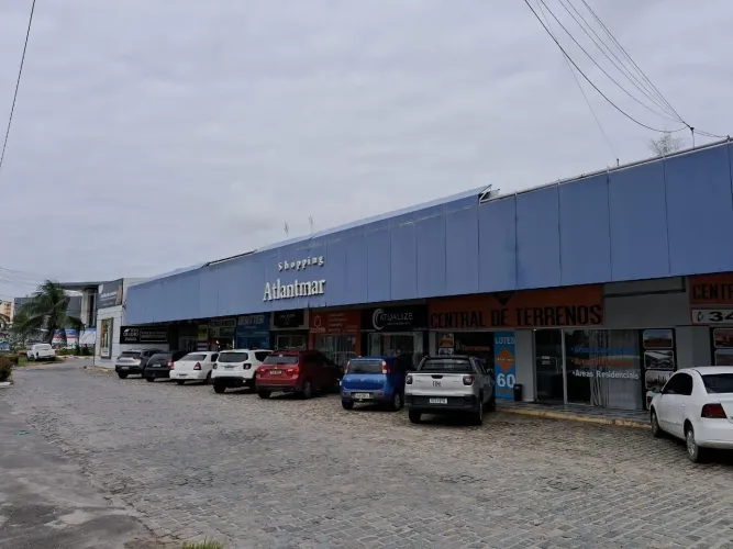 LOJA COMERCIAL em Lauro de Freitas - Bahia, Centro