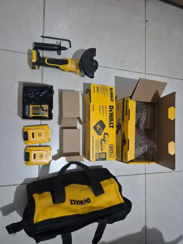 Esmerilhadeira Dewalt Dcg408b 4.1/2 2 Bateria 20v Xr + Bolsa