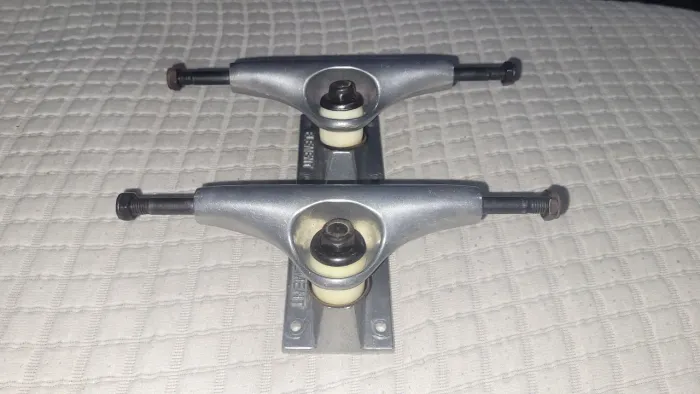 Truck / eixo para skate Element Raw 5.25 ellement - novinho