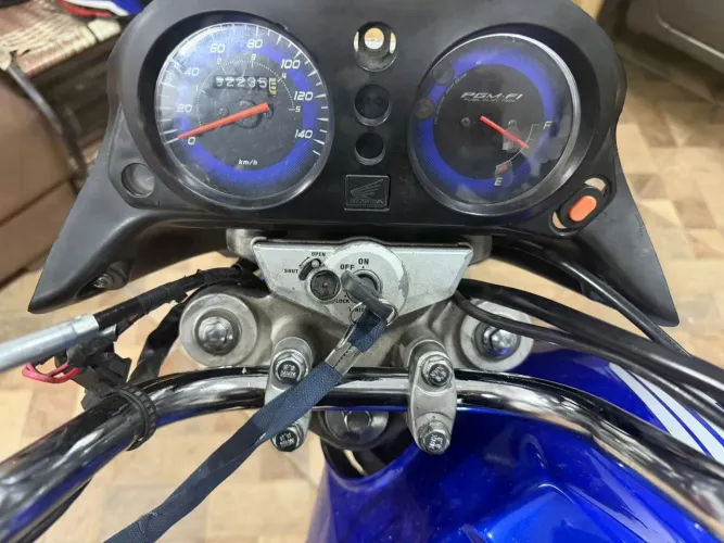 Moto em Ótimo Estado - Pronta para Usar
