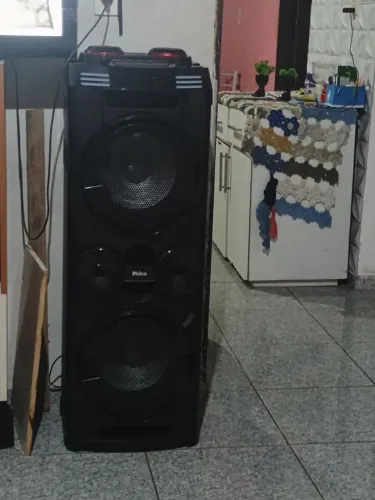 Vendo som 1800w Philco