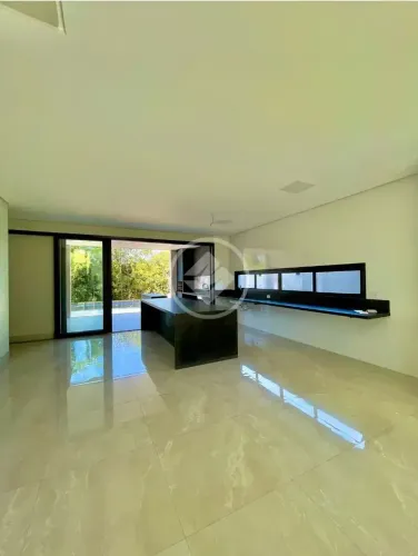 CASA 4 QUARTOS 3 SUITES , CON DO LAGO codigo: 289606