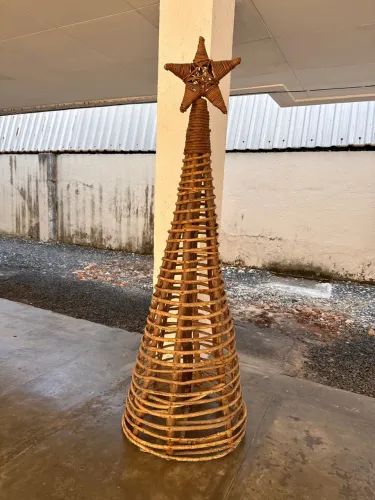 Árvore de natal rústica (1,60m altura)