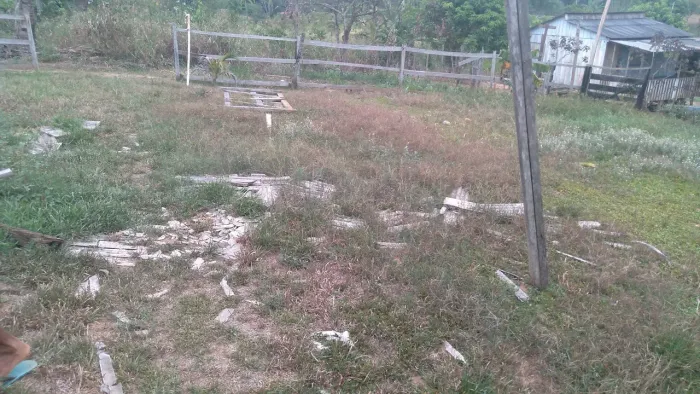 Vendo esse terreno