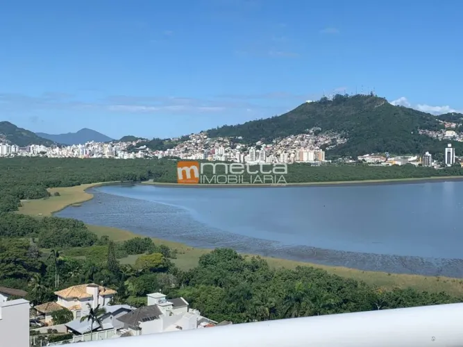 Cobertura em condomínio à Venda em João Paulo, Florianópolis - SC
