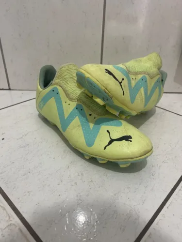 Chuteira Neymar