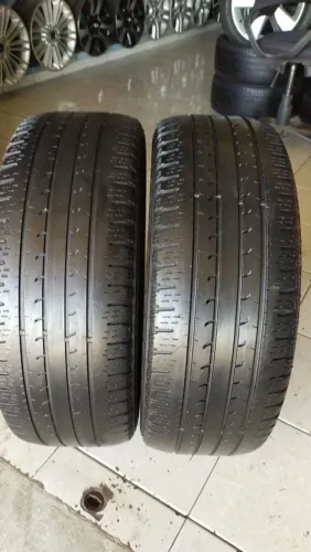 Pá de pneus 225 55 18 Goodyear