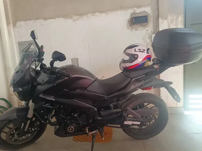Dominar 400