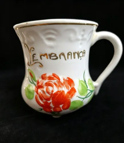 Antiga Caneca estilo isabelino