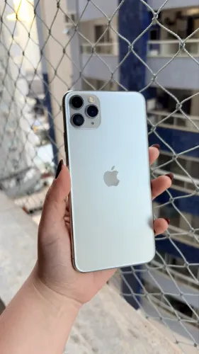 iPhone 11 Pro Max 64GB | Impecável | Bateria Original | Oportunidade