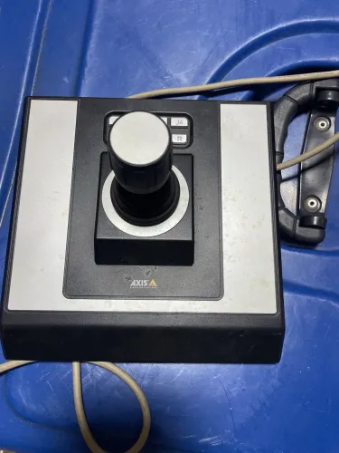 Mesa controladora Áxis T8311 Joystick usada 