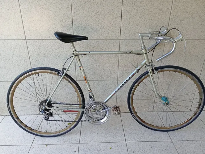 Bicicleta Peugeot 10 prestigie 1975