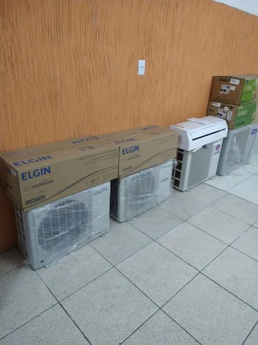 EVAPORADORA SPLIT  Elgin HIGH WALL 9.000 Mil BTUs quente e Frio eco inverter  gás 410A