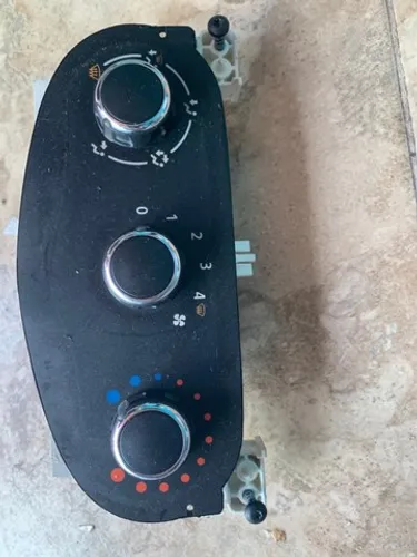 painel comando controle ar/quente renault sandero/logan original