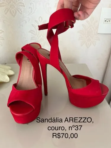 Sapatos Schutz, Arezzo e Carrano