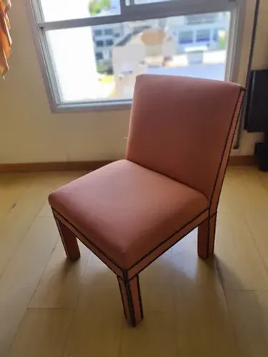 Cadeira estofada antiga