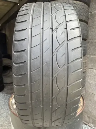 Pneu 215/45/17 Sailun Atrezzo meia vida (não é riscado)