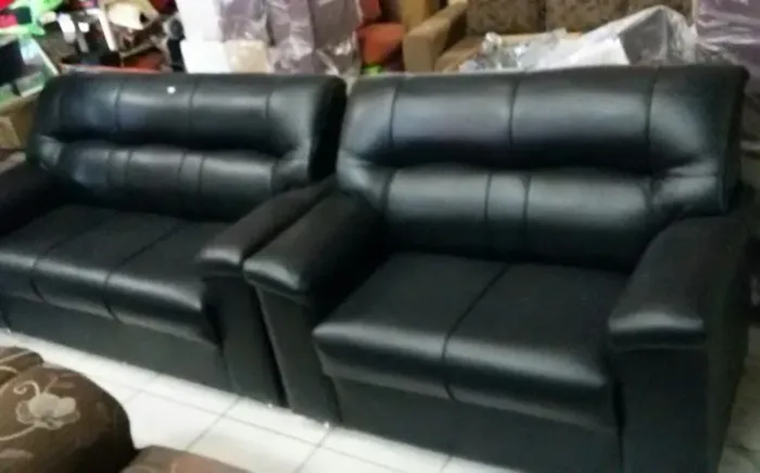 Conjunto sofá courino [NOVO] vulcoro napa Estofado