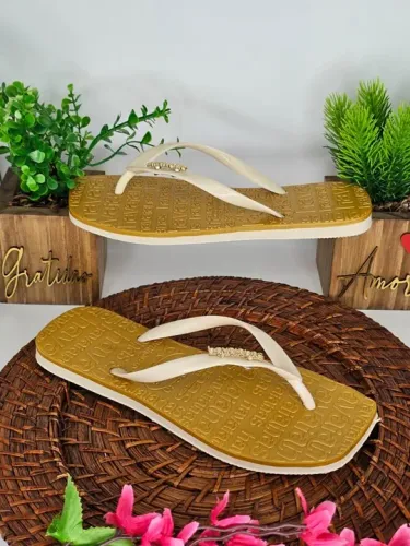 Sandália Havaianas Caribe 