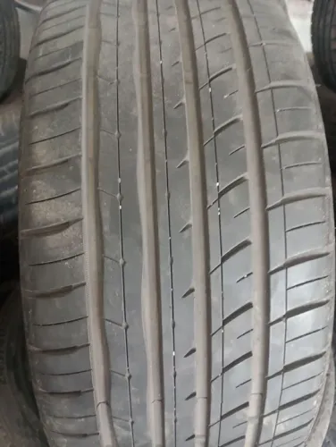 4 Pneus Extras 245 4019 -2 meses de uso!!