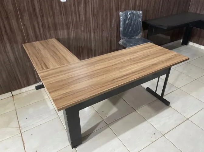 PROMOÇAO MESA EM L SEM GAVETAS 380,00