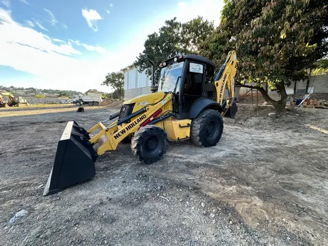 Retroescavadeira New Holland B110 2019 4x4