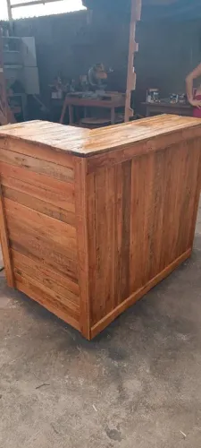 Balcão de Madeira de palete