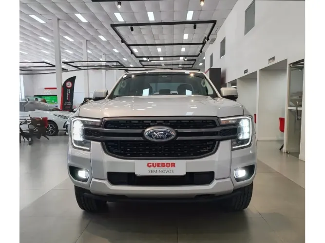 Ford Ranger XLS 3.0 V6 4X4 CD Diesel Aut. 2025