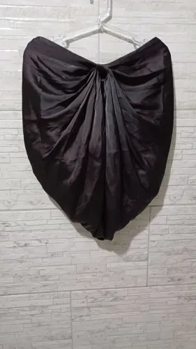 Saía fofa feminina sem uso