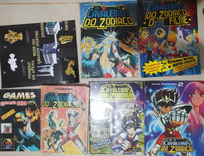 Coleção Cavaleiros do Zodíaco - Álbums de figurinhas