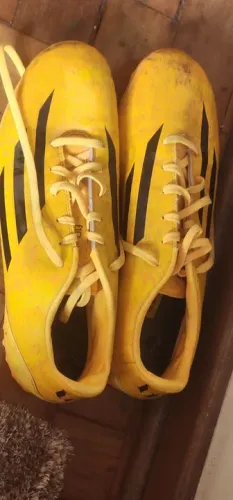 Chuteira Society Adidas Amarelo - Tamanho 43