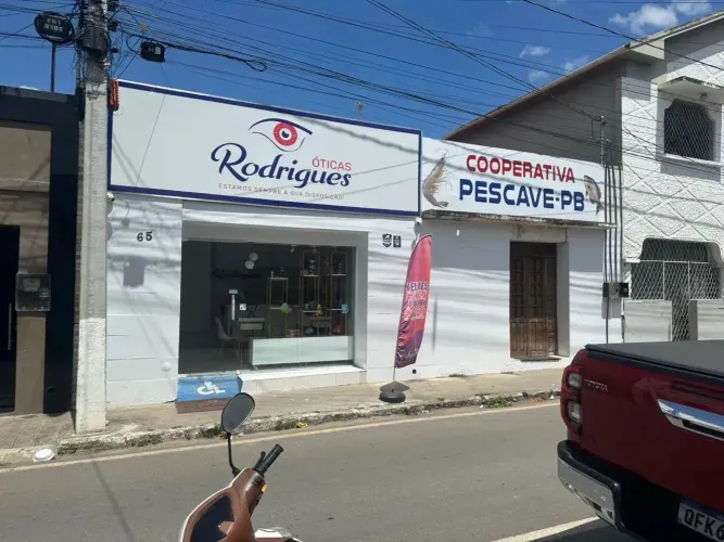 Oportunidade Única! Ponto Comercial 10x33 na Napoleão Laureano - Itabaiana - PB