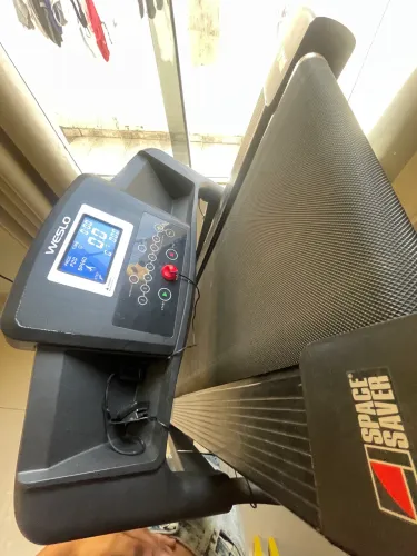 Esteira Weslo Cadence G 3.9 Space Saver